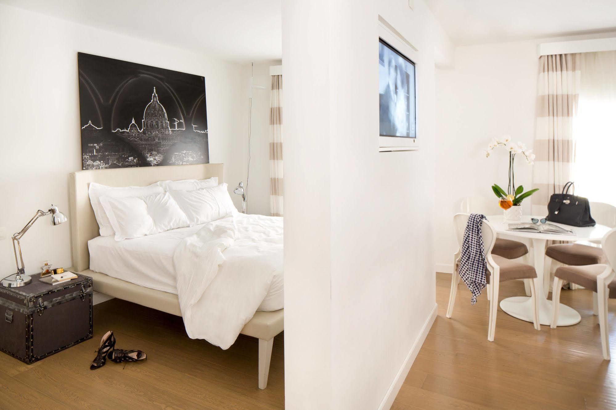 Via Del Corso Home Roma Екстериор снимка